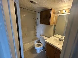 9520 Royal Lane 306
