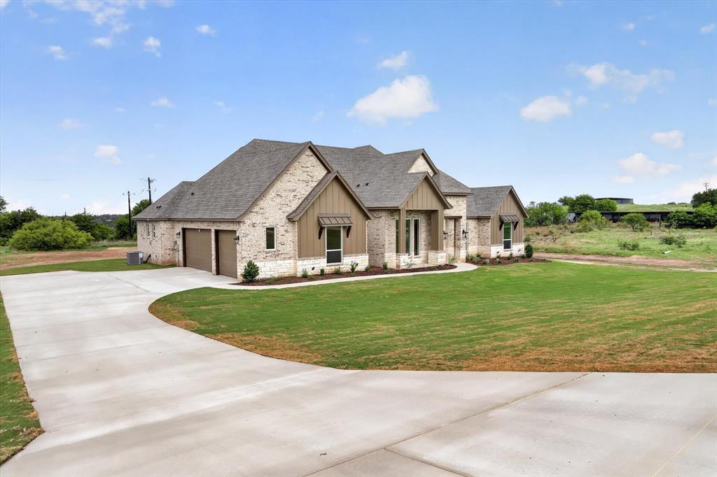 471 Red Bird Drive