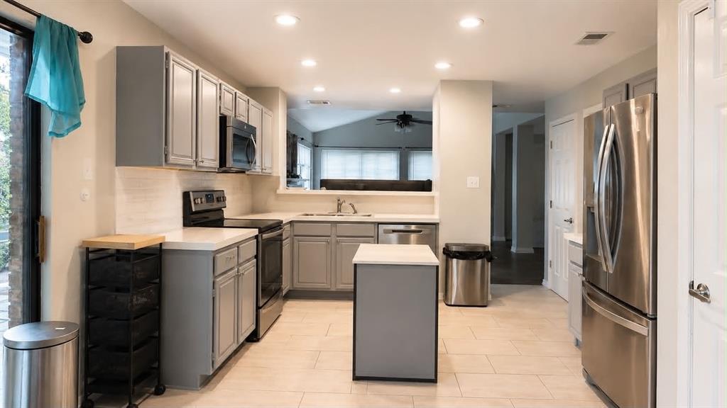 1128 Prospect Drive