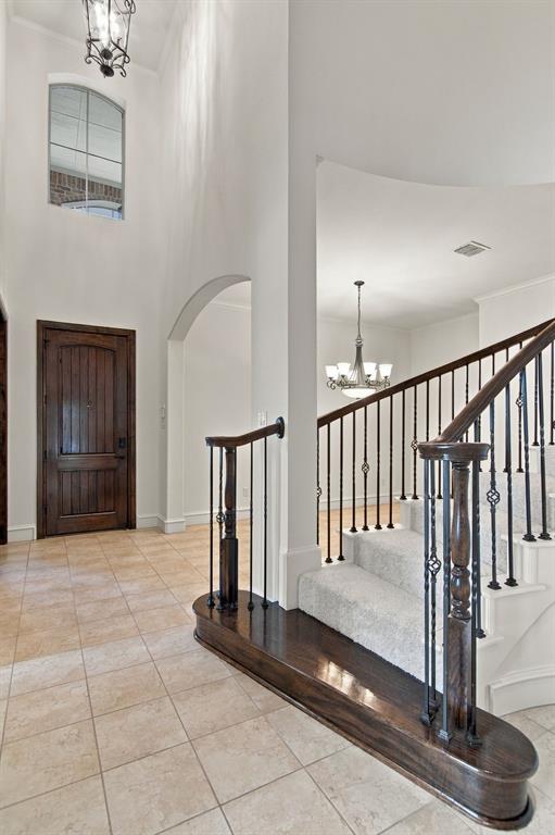 7004 Cherrybark Lane