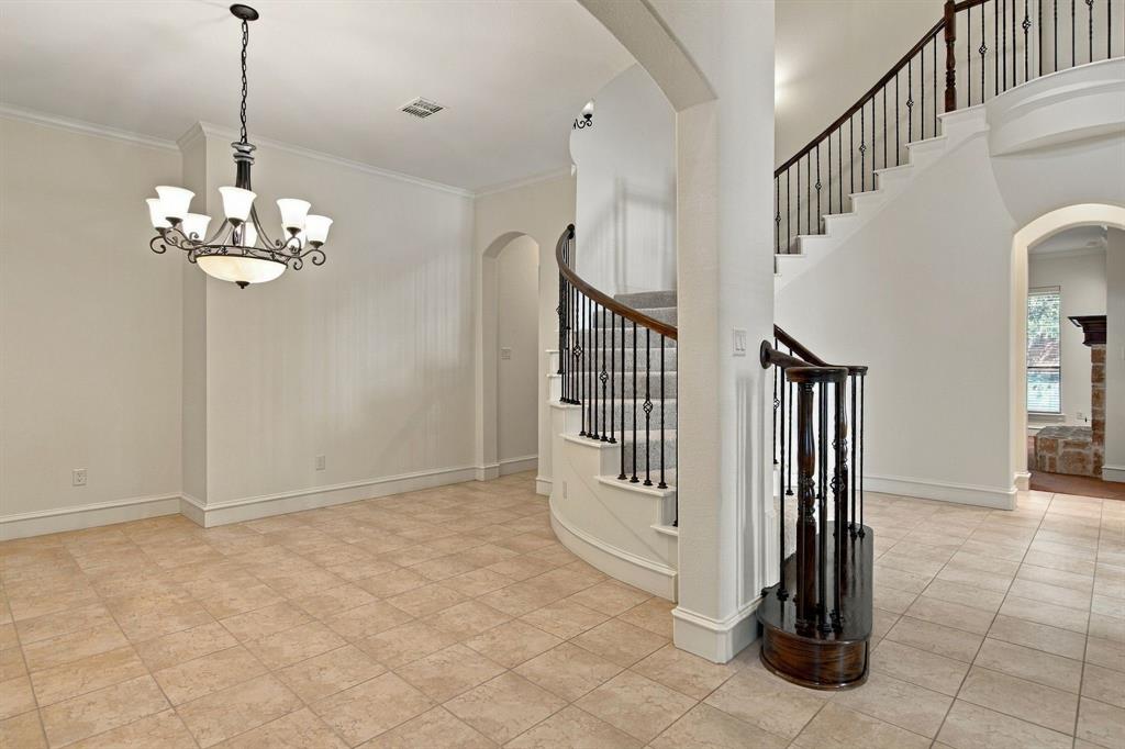 7004 Cherrybark Lane