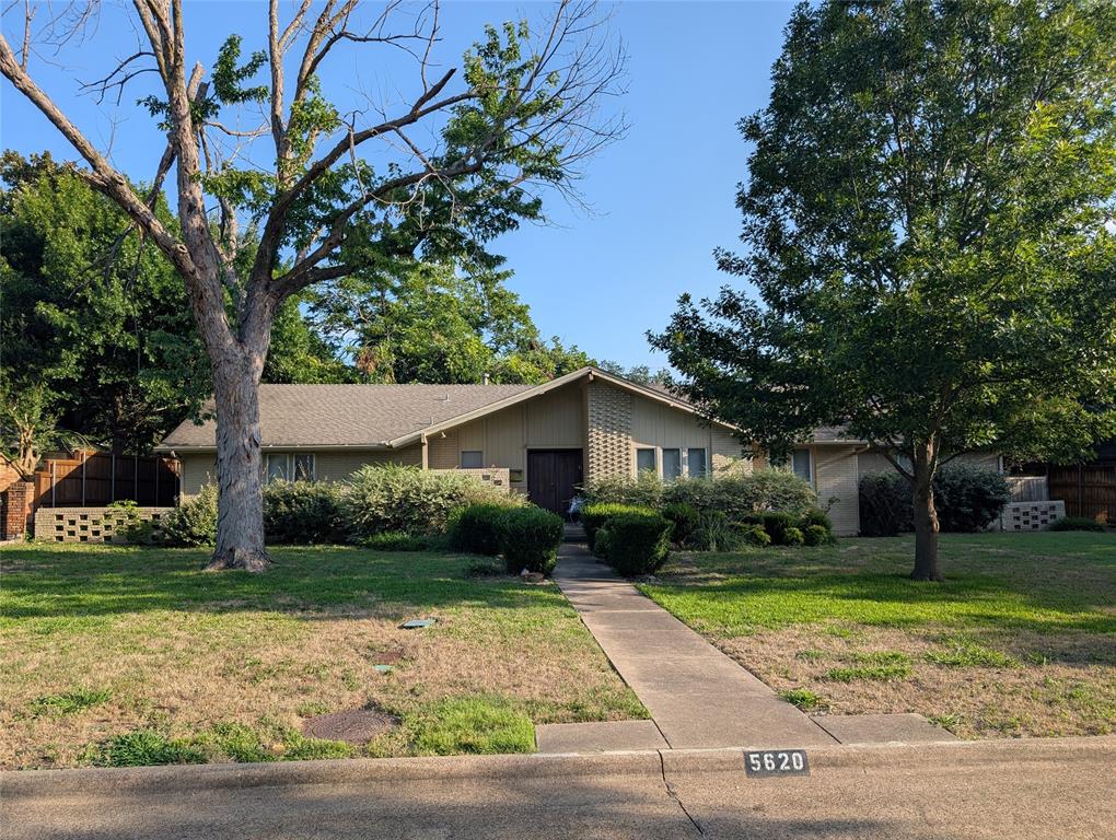 5620 Ridgetown Circle