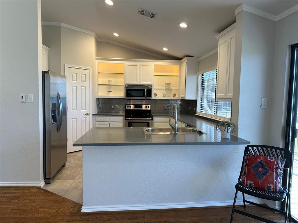 Signal Ridge #4 - Residential Lease