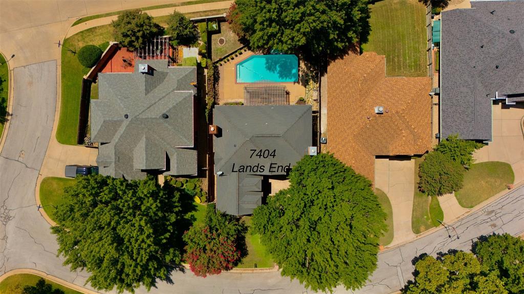 7404 Lands End Drive