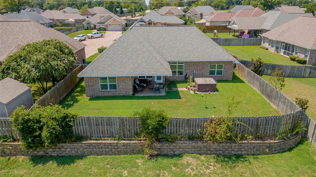 1505 Lucy Circle