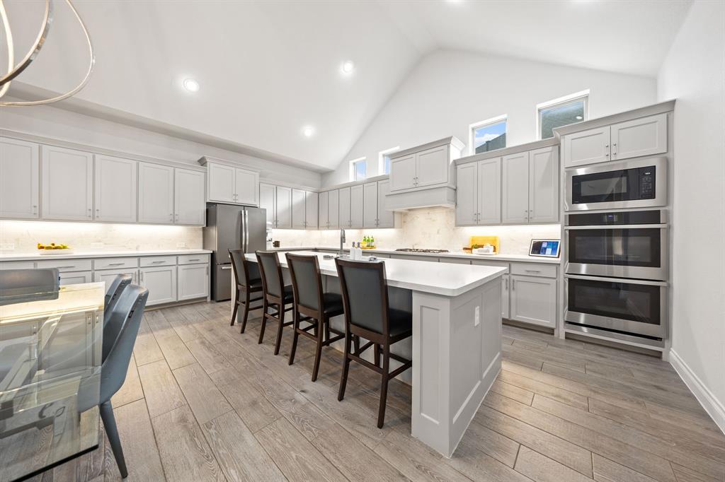 996 Myers Park Trail