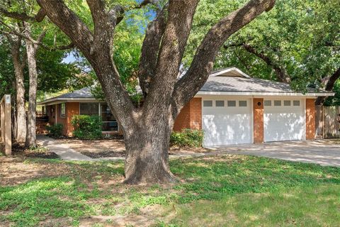 708 Hurstview Drive Hurst TX 76053