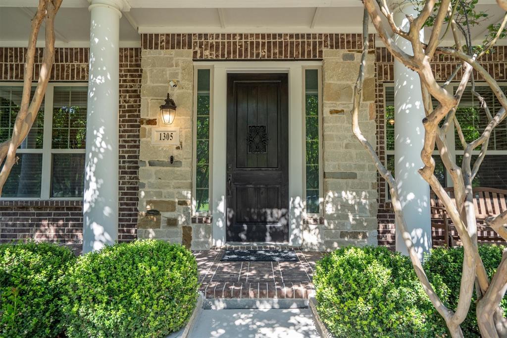 Photo of 1305 5th Street, Argyle, TX 76226 (MLS # 21366235)