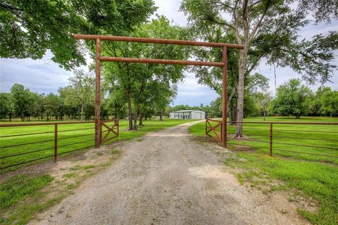 2488 County Road 2336 Como TX 75431