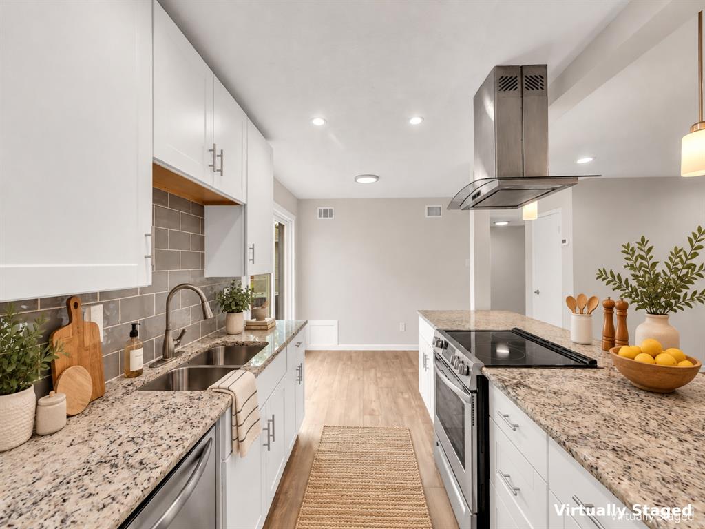 2808 Live Oak Drive
