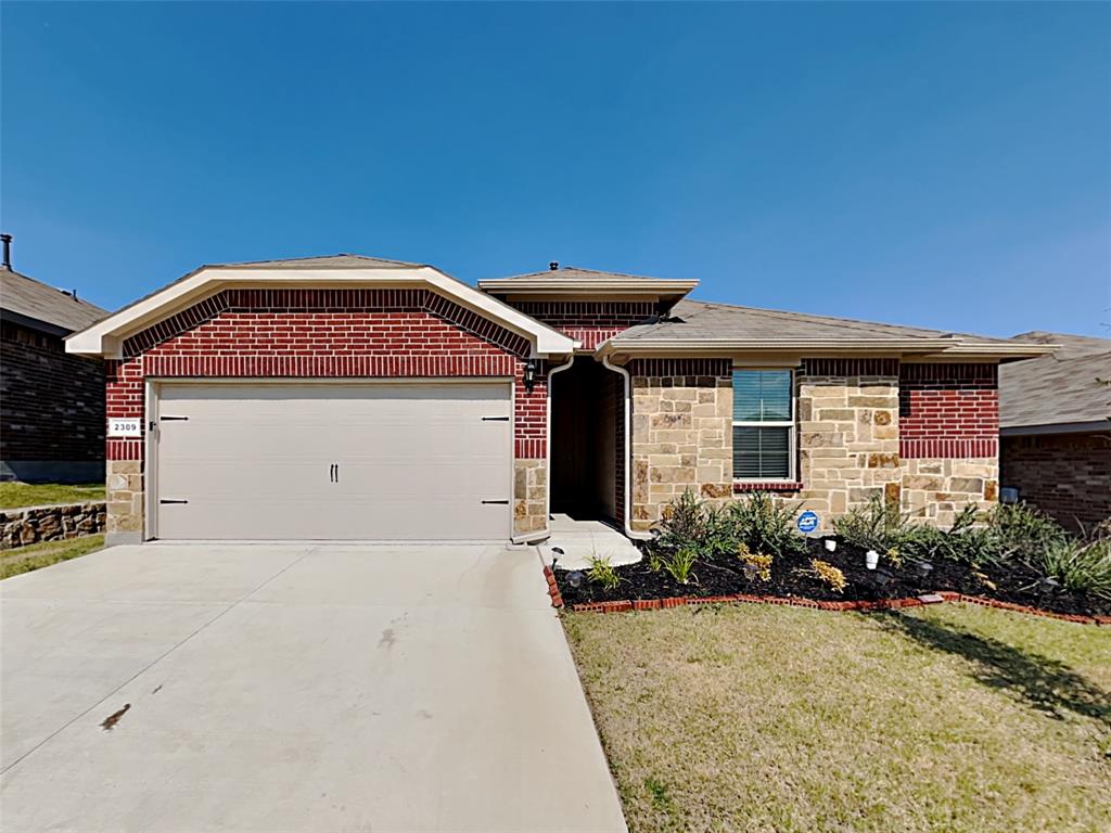 Photo 1 of 16 — 2309 Blythwood Trail, Fort Worth, TX 76108