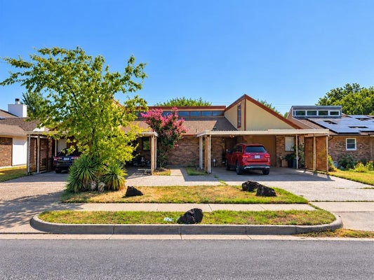201 YORKSHIRE CT # 203, EULESS, TX 76040 - Image d019ed8bcf1b76bf014ce42c9f9bcb9c/760308936