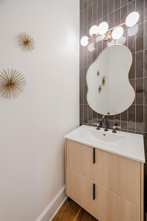 Tiny photo for 2335 Worthington Street, Dallas, TX 75204 (MLS # 21090674)