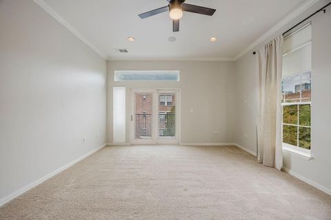 Tiny photo for 2335 Worthington Street, Dallas, TX 75204 (MLS # 21090674)
