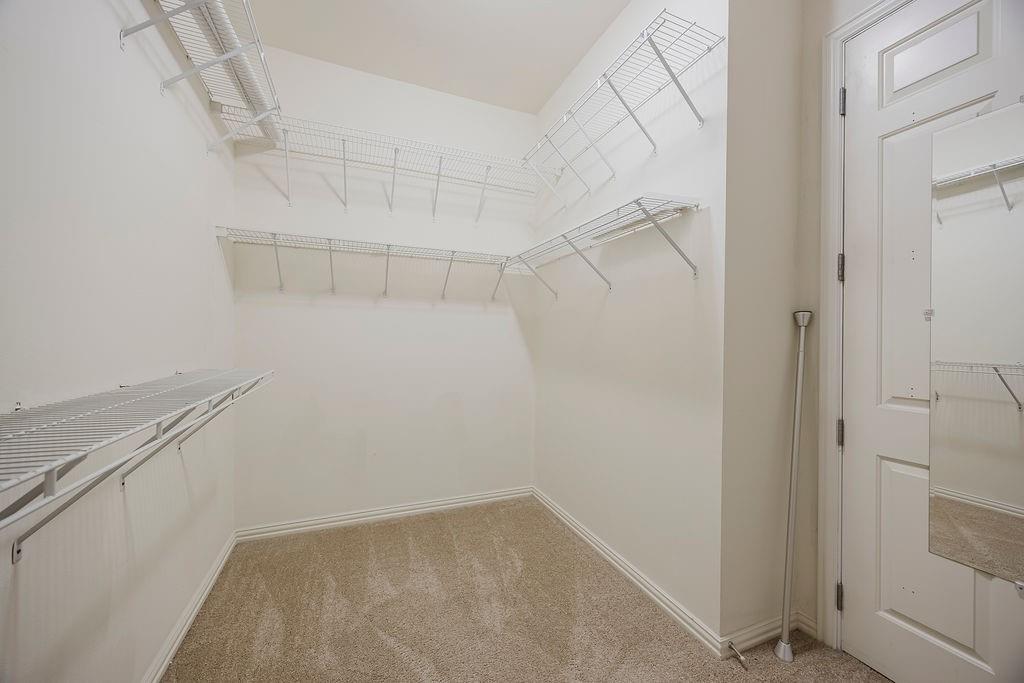 Grenedier - Residential Lease