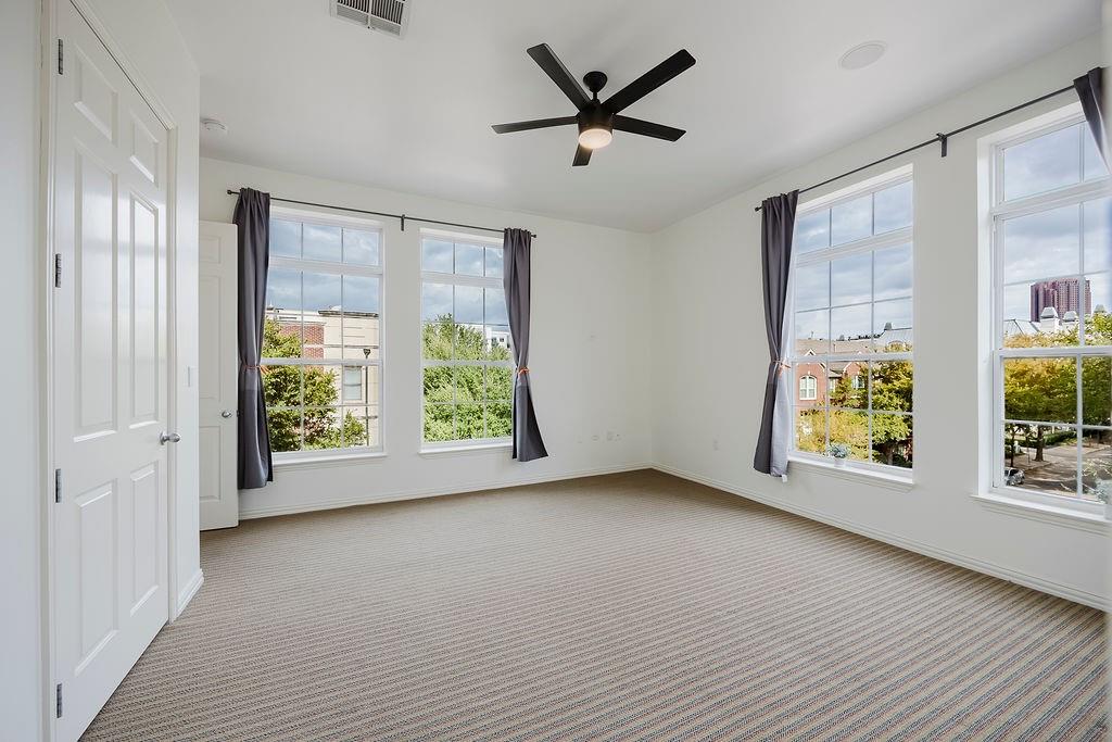 Grenedier - Residential Lease