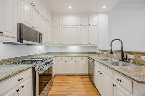 Tiny photo for 2335 Worthington Street, Dallas, TX 75204 (MLS # 21090674)