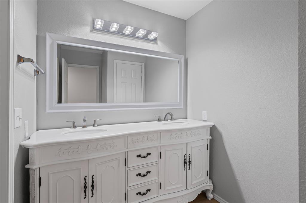 Stoneleigh Place Add - Residential Lease