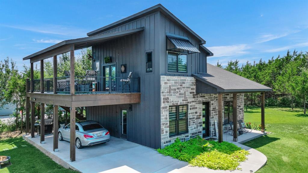 192 Ila Drive