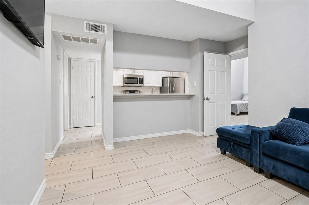Wingate Condo - Residential