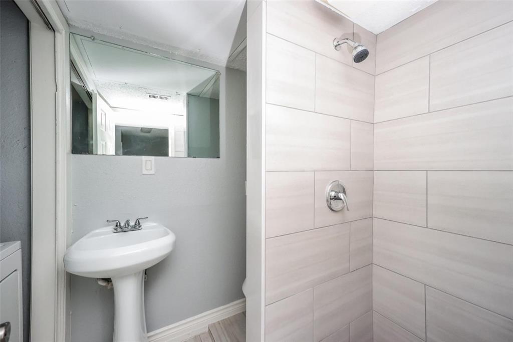 Wingate Condo - Residential