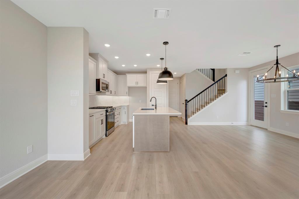 Painted Tree-Woodland West - Residential