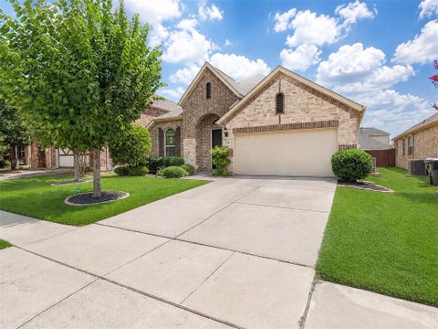 Photo of 4713 Whitehall Court, McKinney, TX 75070 (MLS # 21325926)