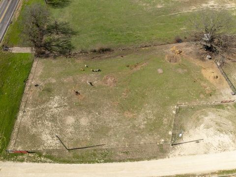 Tiny photo for 2860 Fm 66, Waxahachie, TX 75167 (MLS # 21209531)