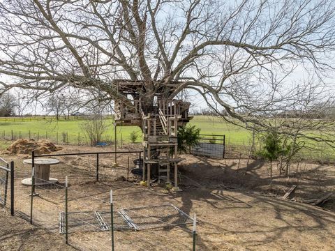 Tiny photo for 2860 Fm 66, Waxahachie, TX 75167 (MLS # 21209531)