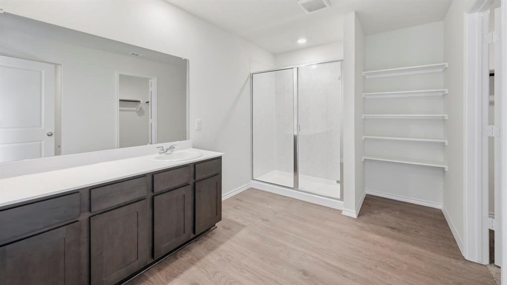 3323 Spaulding Drive