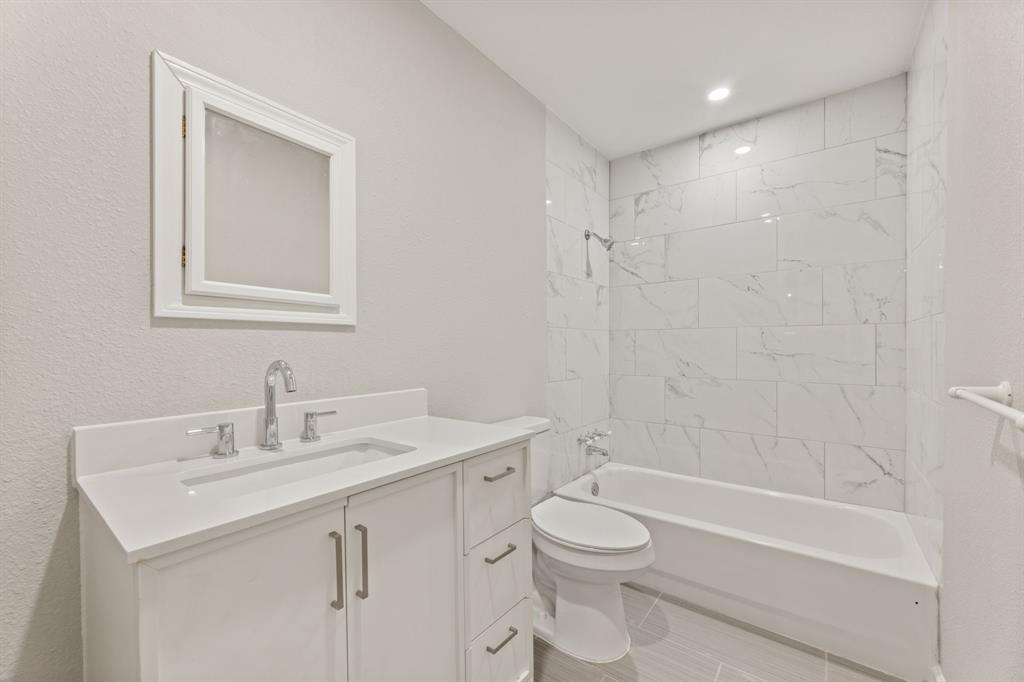 Colony 16 - Residential