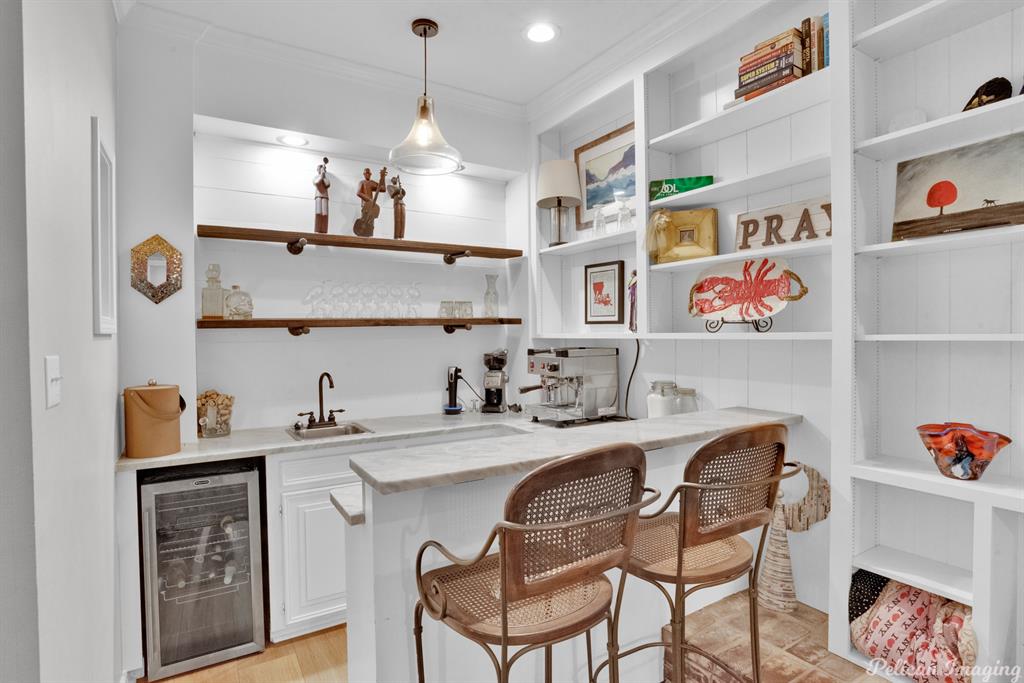 University Terrace - Residential