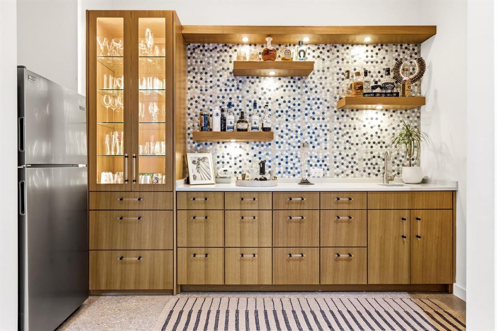 Midway Hills 4 5th Inst - Residential