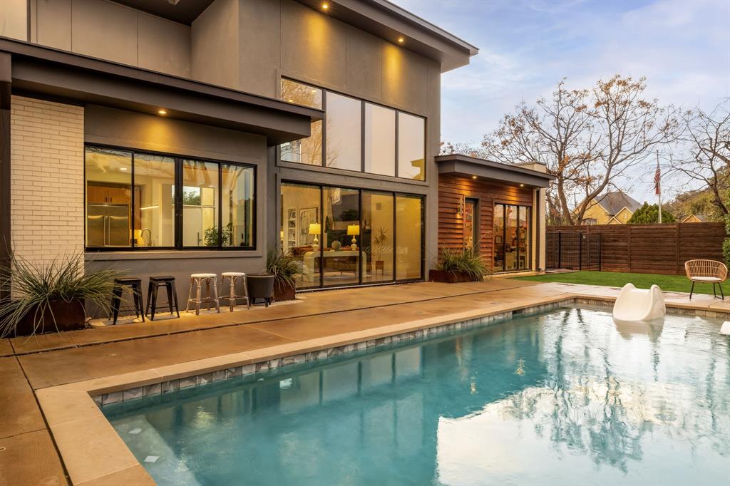 Midway Hills 4 5th Inst - Residential