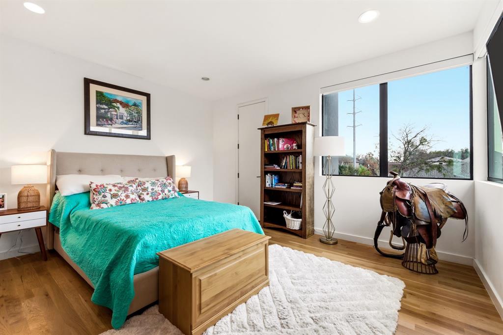 Midway Hills 4 5th Inst - Residential