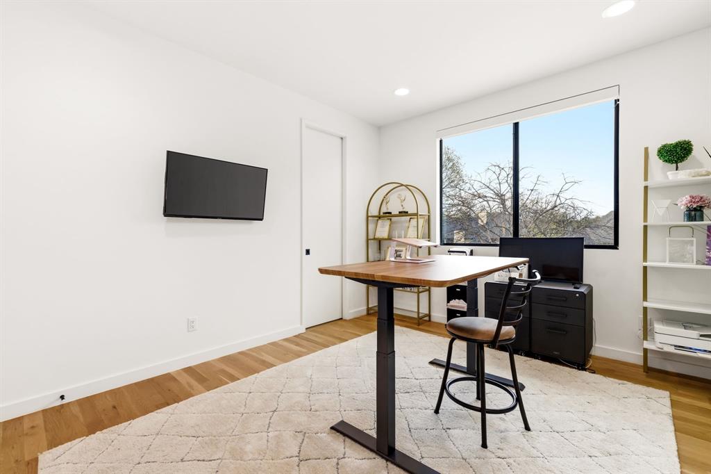 Midway Hills 4 5th Inst - Residential