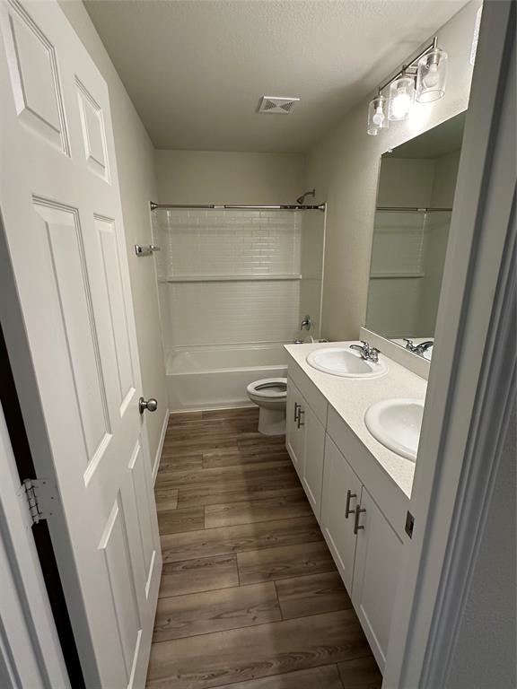 Elizabeth Creek - Residential