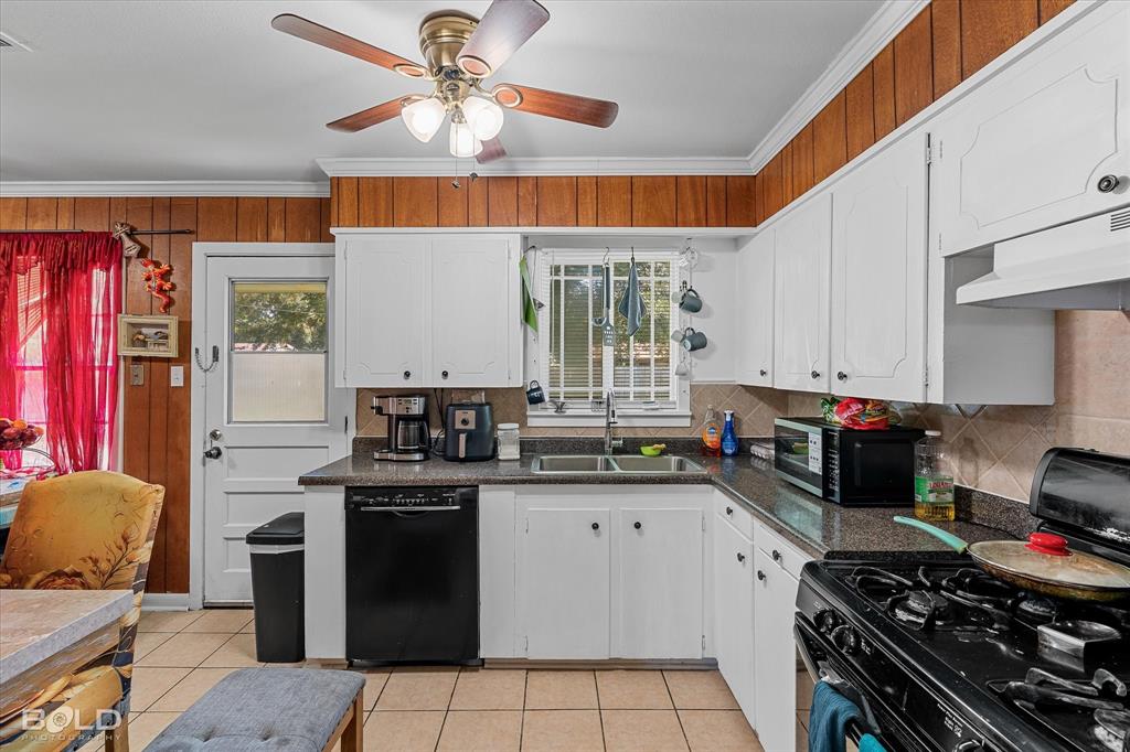 Central Park #2 - Residential