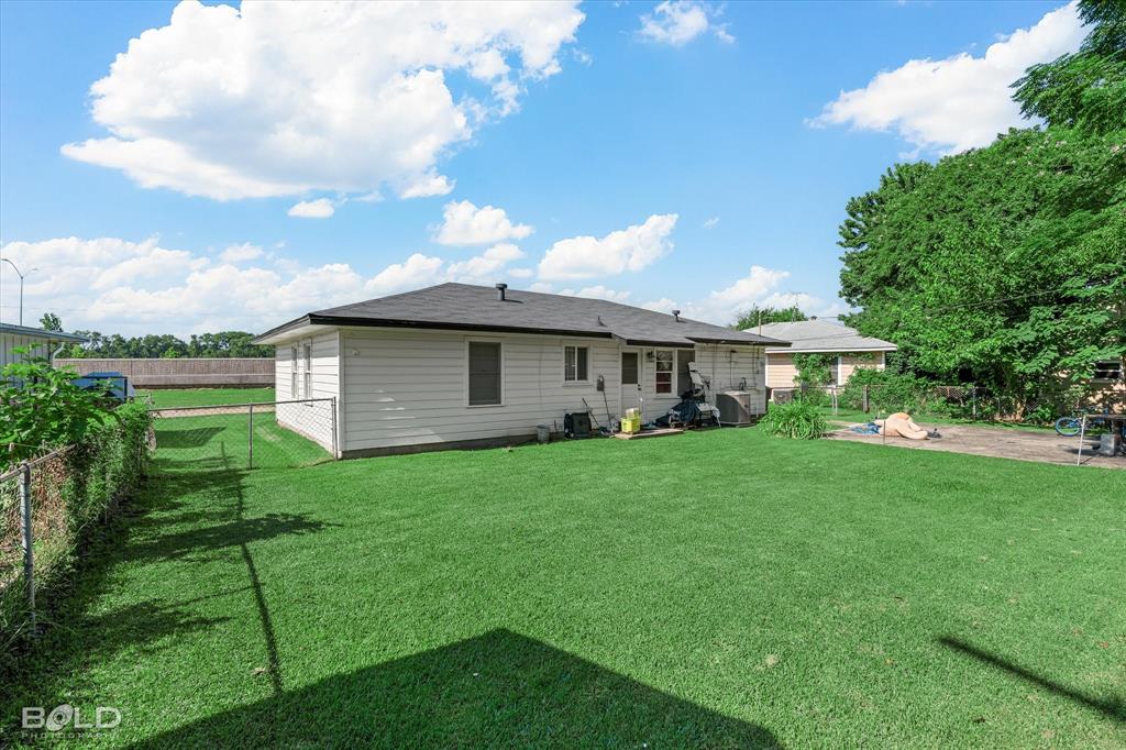 Central Park #2 - Residential