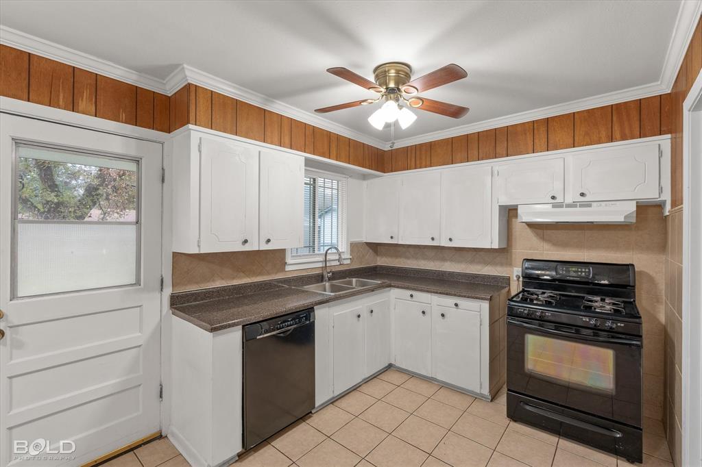 Central Park #2 - Residential