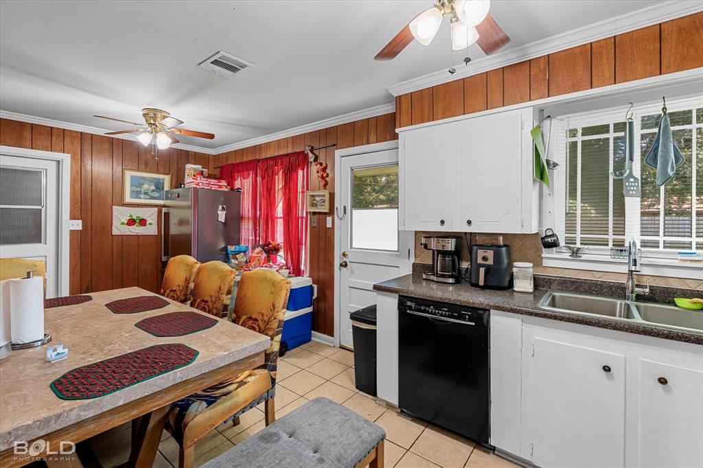 Central Park #2 - Residential