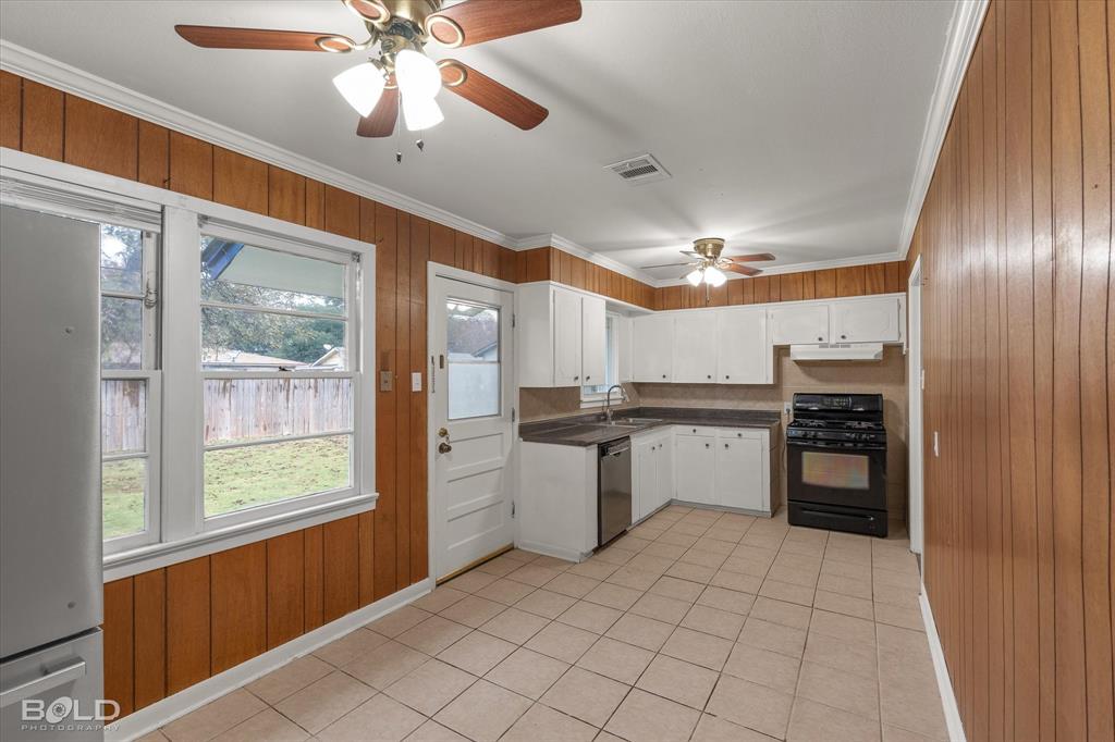 Central Park #2 - Residential