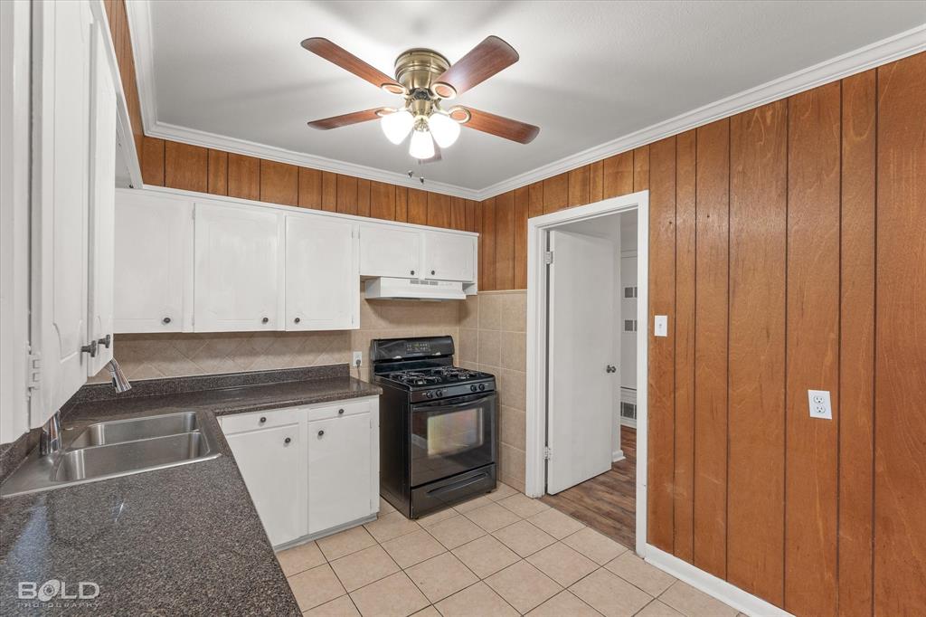 Central Park #2 - Residential