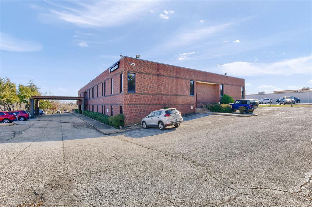 425 N Highland Avenue 110