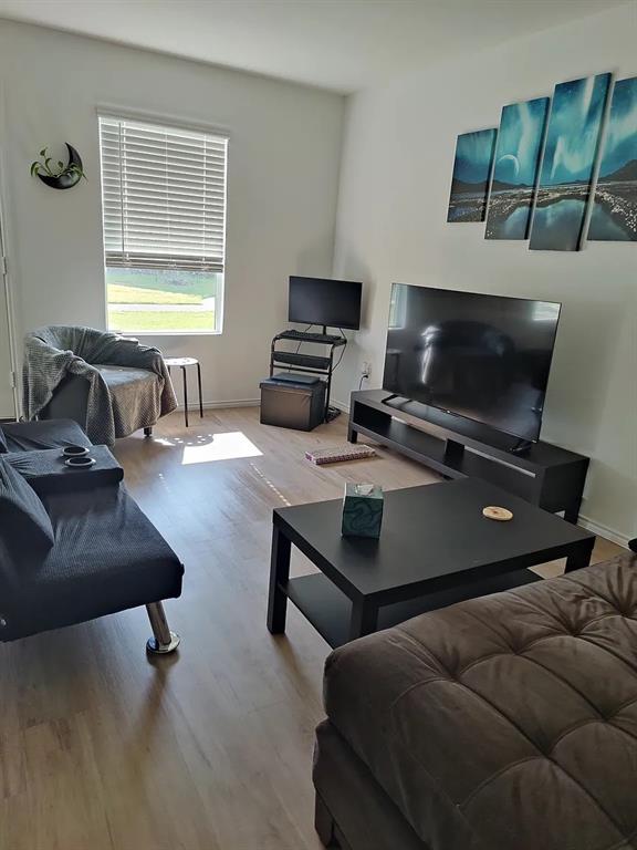 460 Whistlestop Way