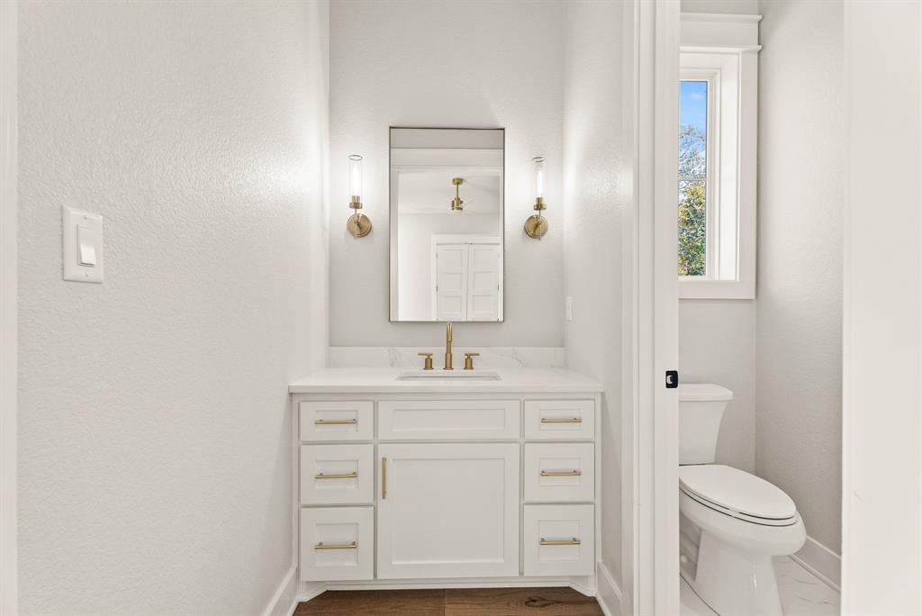 BLUE WATER KEY - Residential