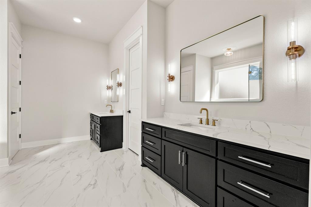 BLUE WATER KEY - Residential