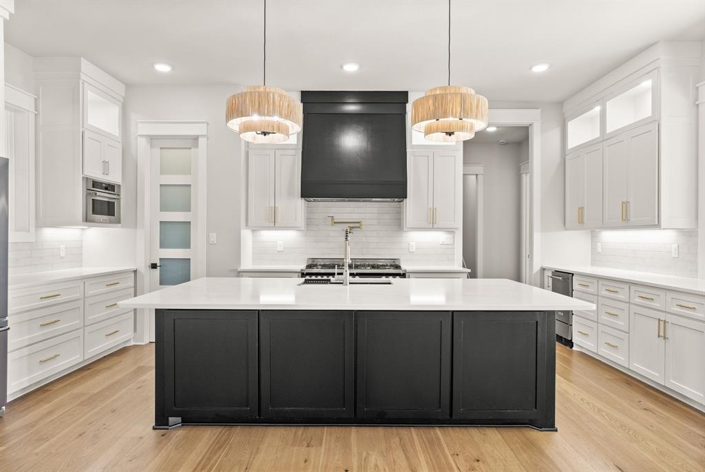 BLUE WATER KEY - Residential