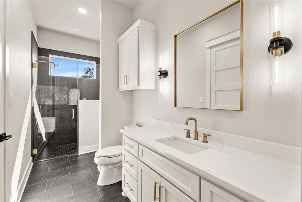 BLUE WATER KEY - Residential