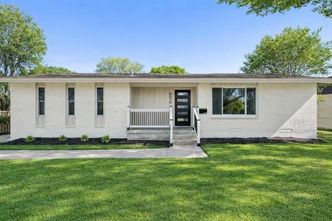 Photo of 8570 Sweetwood Drive, Dallas, TX 75228 (MLS # 21258928)